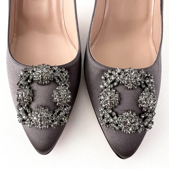 MANOLO BLAHNIK| Dark Gray Satin Hangisi Jewel
Buckle Rhinestone Pumps US 10 - Picture 4 of 14